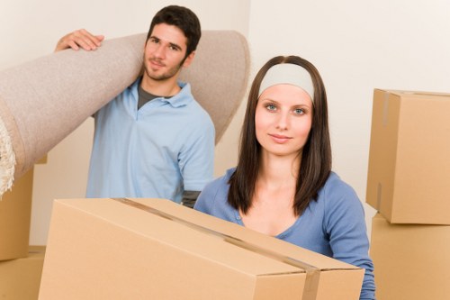 Efficient moving support for apartments and small businesses in Swiss Cottage